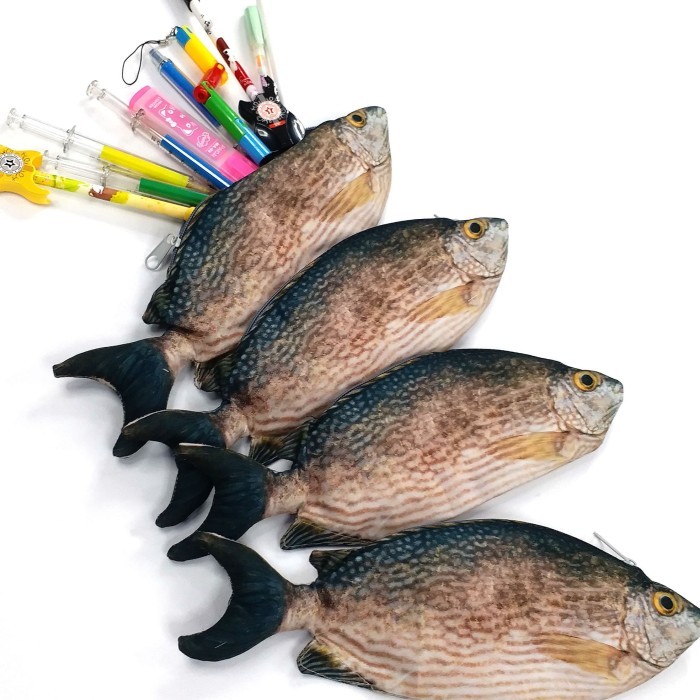 

New Arrival[PROMO] Tempat Pensil Ikan Baronang Siganus Rabbitfish Shrelo untuk Penggemar Ikan Bakar Seafood Konten Kreator