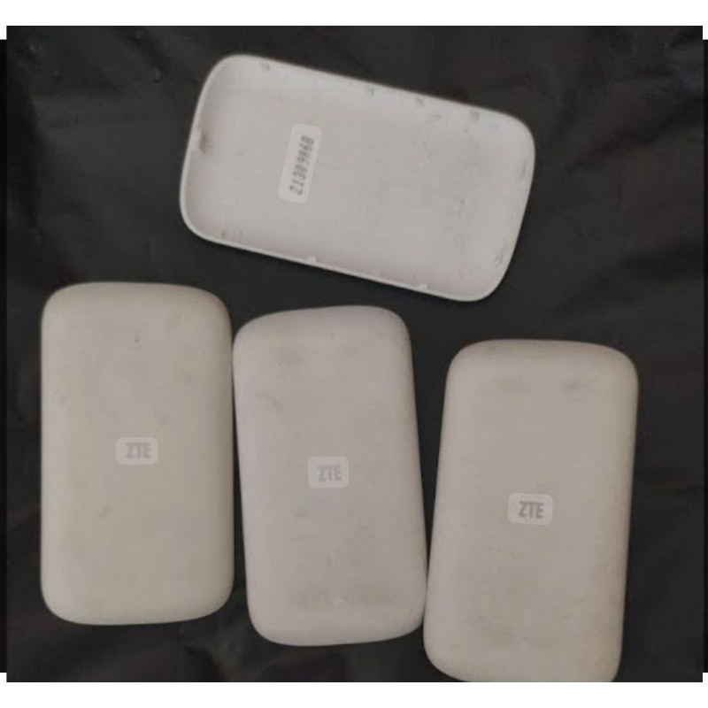 TUTUP BELAKANG MODEM BOLT MF90