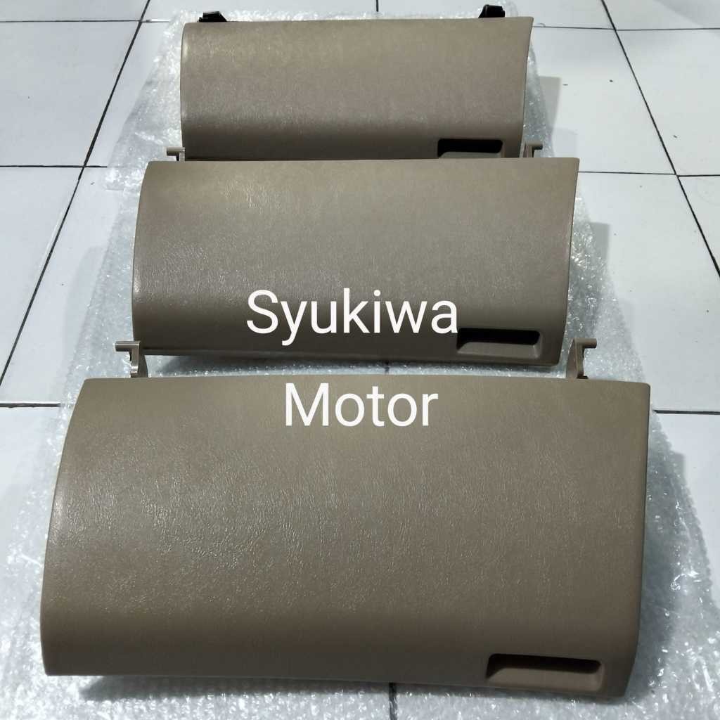 tutup laci dashboard atas innova lama 2004-2014