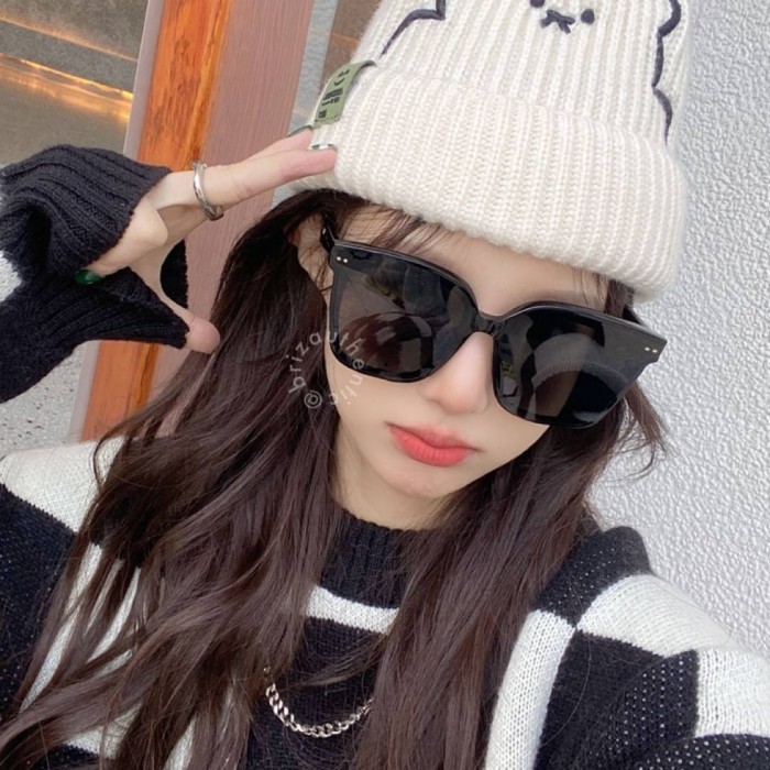 promo ✨ -Kacamata Hitam Fashion Pria nita GM Lo Cell 01 Black Sunglasses1