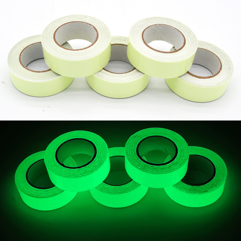 

1PC Cautionary Luminous Sticker Foldable Fluorescent Sticker Warning Light Sticker Convenient Pet Luminous Safety Convenient