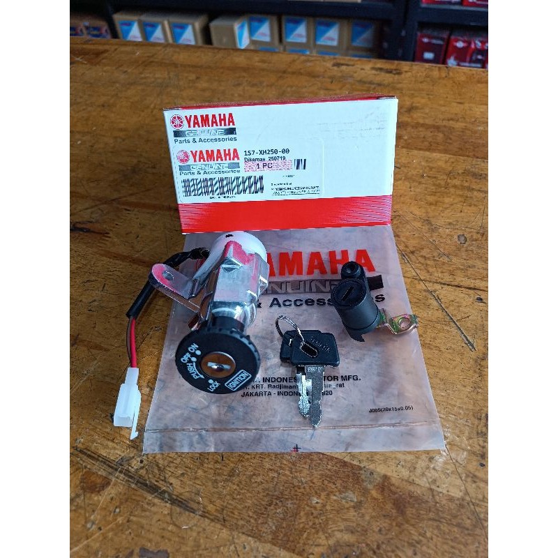 Kunci Kontak Set Jupiter Mx Lama Kunci Kontak + Jok Jupiter Mx Old