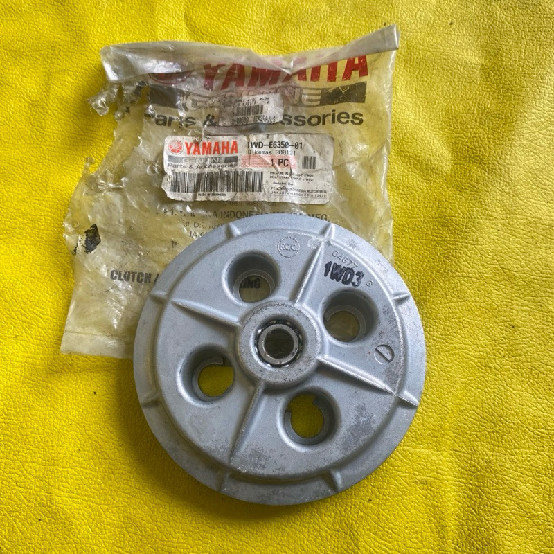 lawan kaki 4 rumah kopling Yamaha R25 MT25 original YGP
