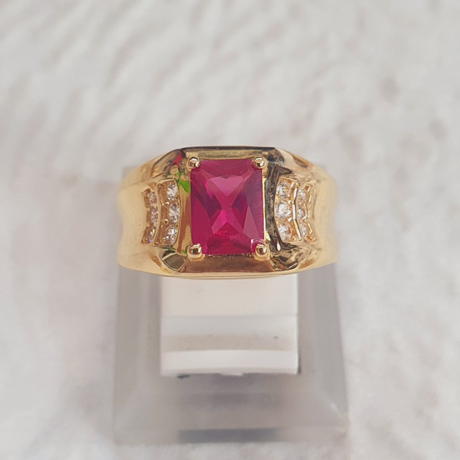 cincin laki pria model mata merah ad variasi emas 70 % 70% 700 16k