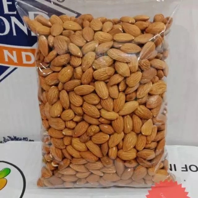 

Termurah Kacang Almond Mentah Kupas Utuh Raw Whole Blue Diamond 1kg