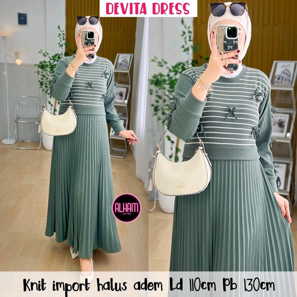Devita Maxy Dress Gamis Plisket Polos Kombinasi Motif Garis Tebal Stretch