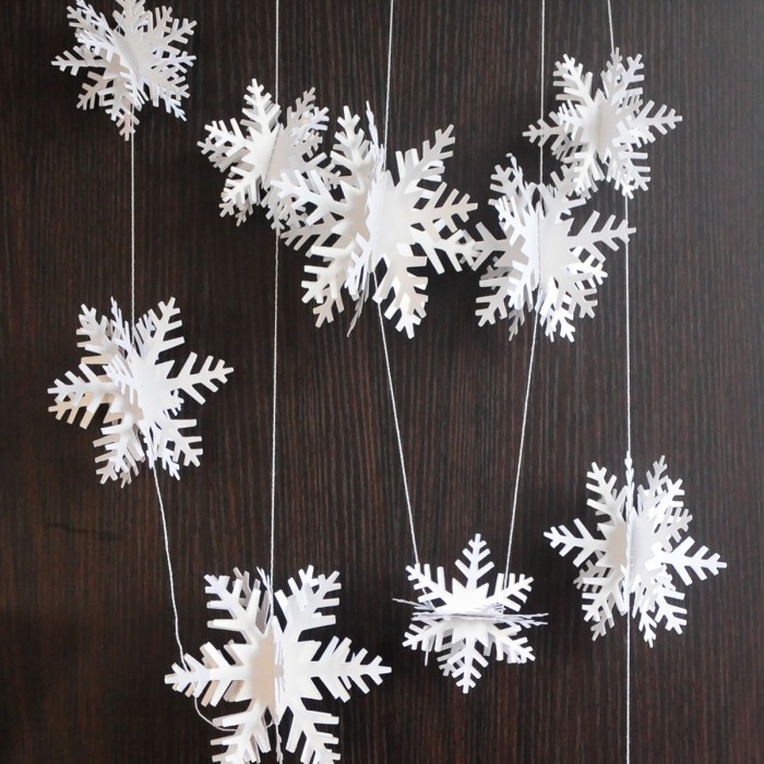 

3m Christmas Snowflakes Decorations 3D Hollow Snowflake Paper Garlands - 3m(Putih)