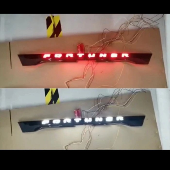 TRUNKLID TRUNK LID LIS BAGASI LAMPU LED MOBIL GRAND FORTUNER 2012+2015