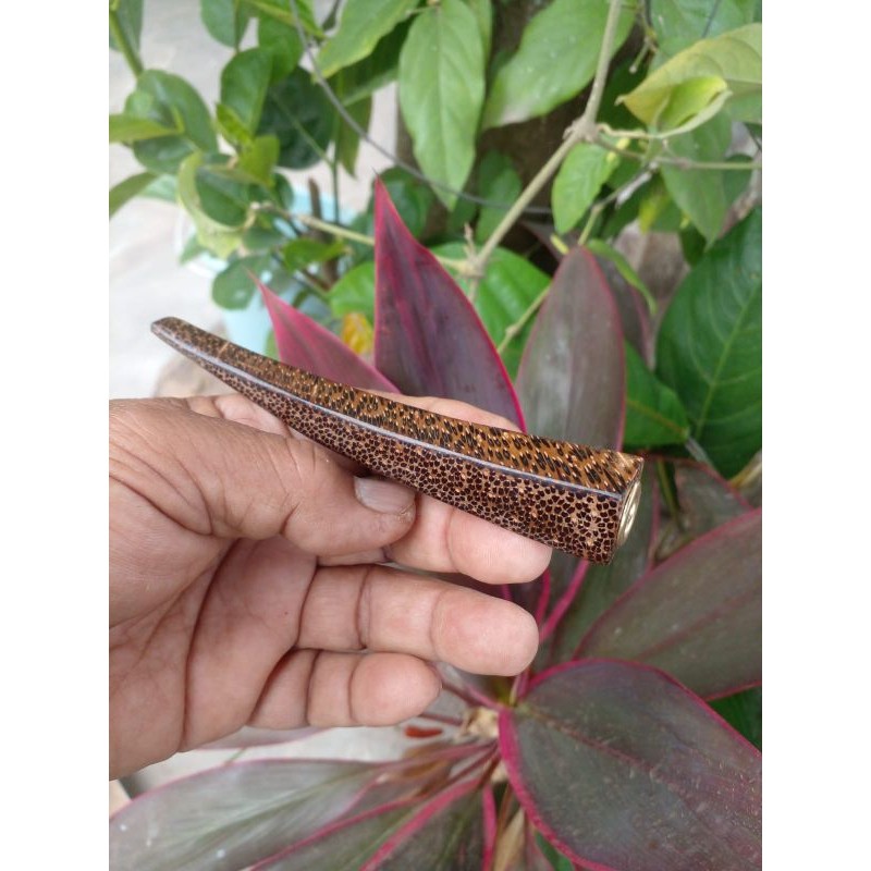 Pipa rokok once kayu liwung model persegi