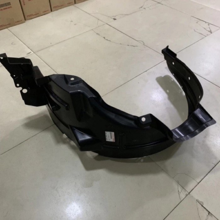 Liner fender ayla/agya