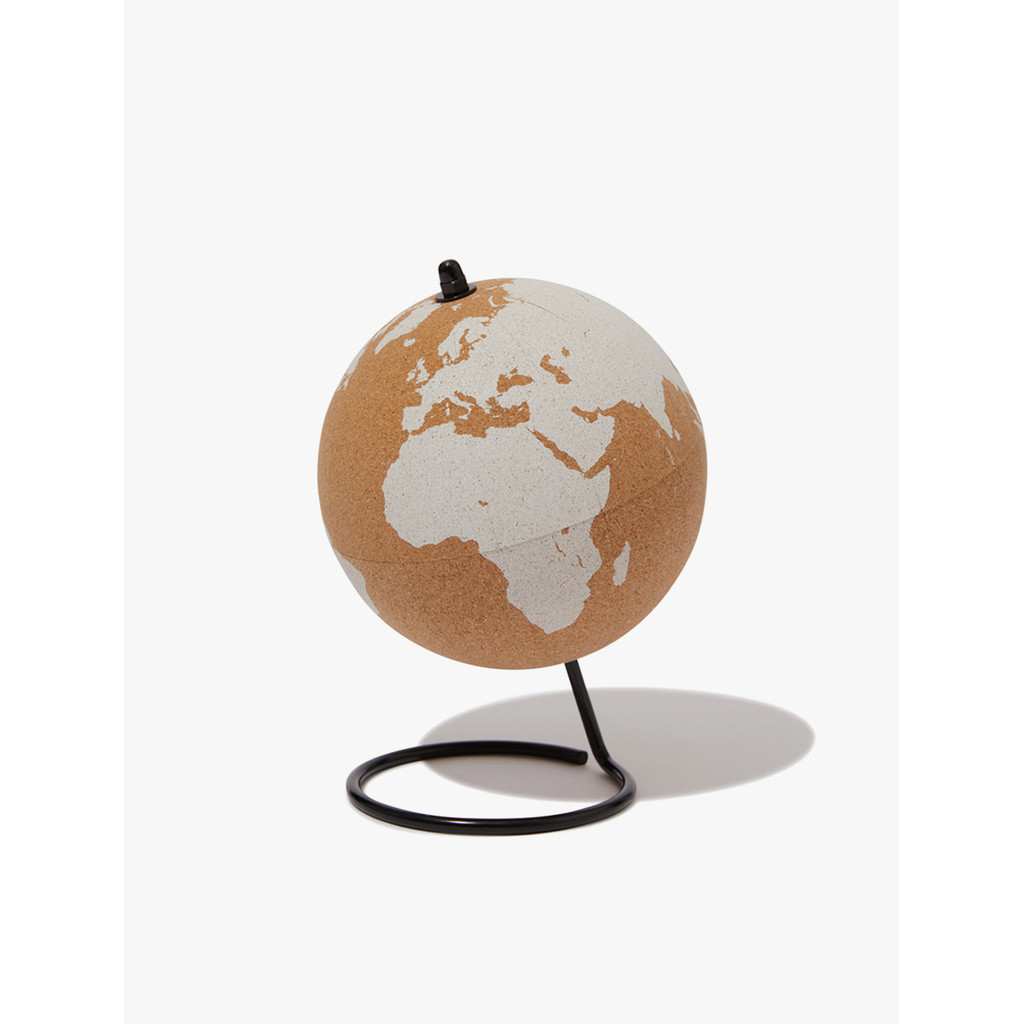 

Typo - Buku & Alat Tulis - Spin Me Around Cork Globe - White