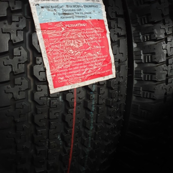 Ban Bridgestone Dueler D689 215/65 R16 (Ban Terios)