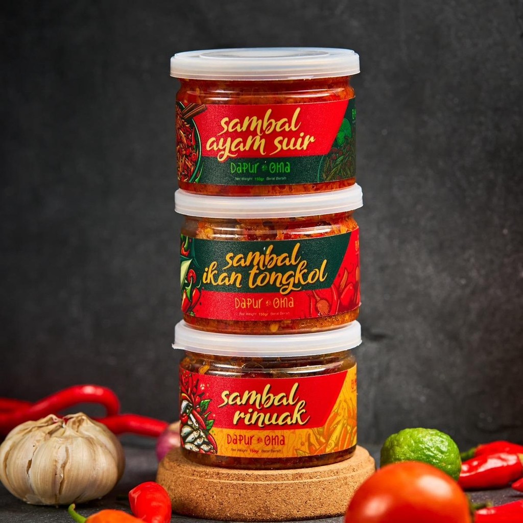 

Sambal Dapur Oma - Paket Hemat Favorit 3 (Ikan Rinuak Ayam Suwir Ikan Tongkol)