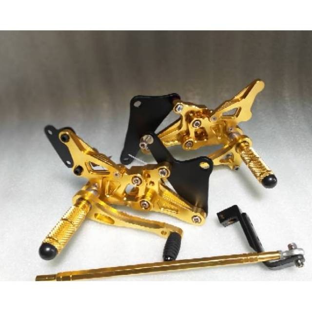 Footstep underbone Supra GTR
