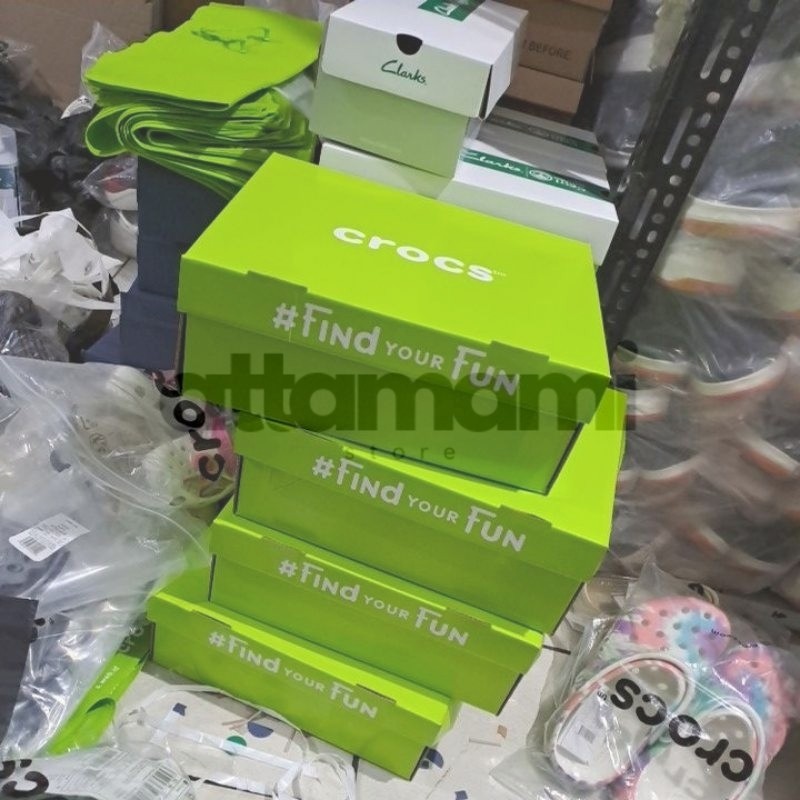 

Box crocs / Bok Crocs / box SKECHERS / box fitflop / dus sepatu / sepatu box