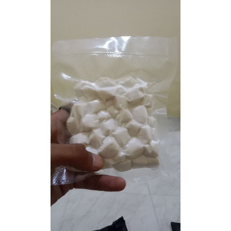 

Cimol Mentah Kemasan Vakum 250gr
