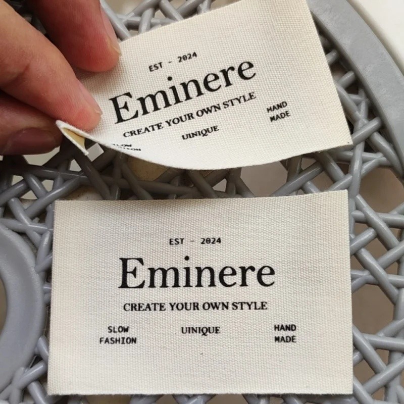

500PCS Personalised Natural Cotton Label 7 * 4.5 CM Custom End fold baby clothes Big size Beige coton Print Garment labels