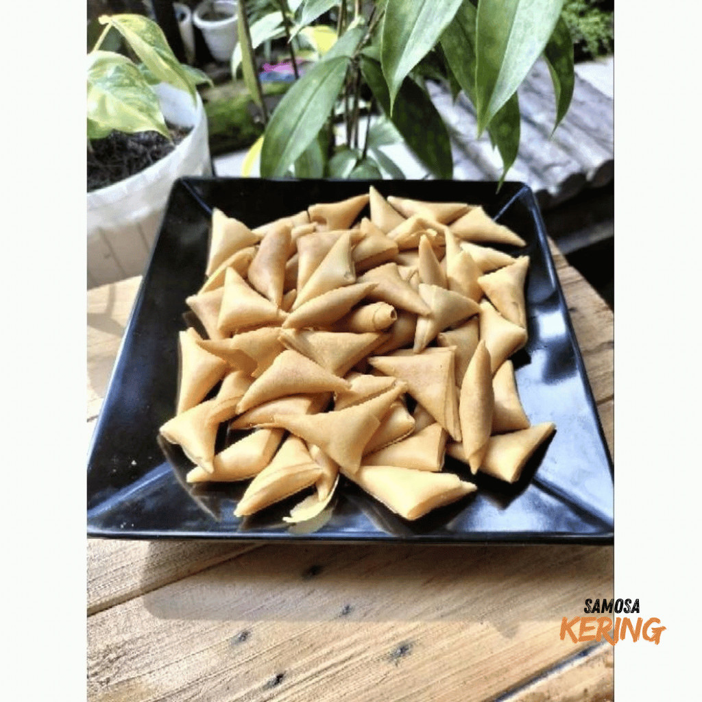 

SALE snack samosa isi ayam samosa abon 1kg samosa kering 1kg samosa abon samosa kering Terbaru