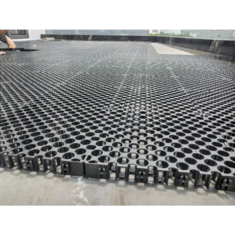 DRAINASE RUMPUT SINTETIS UKURAN 100X100 CM TEBAL 3 CM - ALAS RUMPUT SINTETIS - RESAPAN RUMPUT SINTET