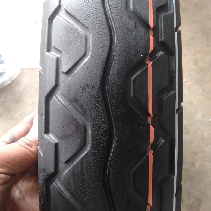 BAN BELAKANG HONDA MEGAPRO RING 17 MERK IRC RDPW