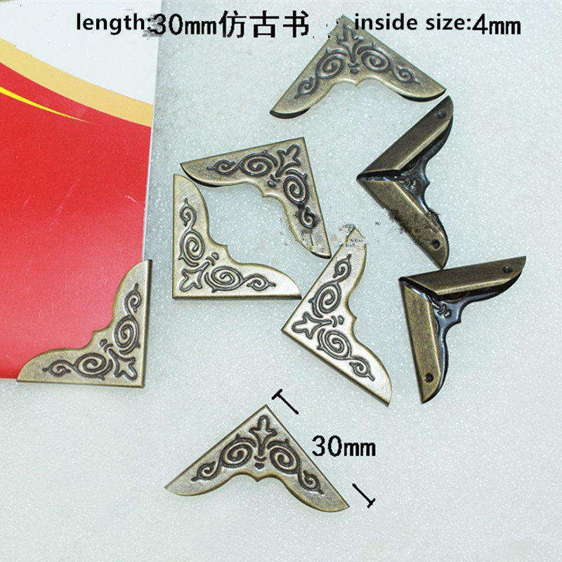 

Bronze Tone Book Scrapbooking Albums Menus Corner Protectors Metal Corners For Books,Pattern Carved,30*30*4,Inside size 4mm,8PCs