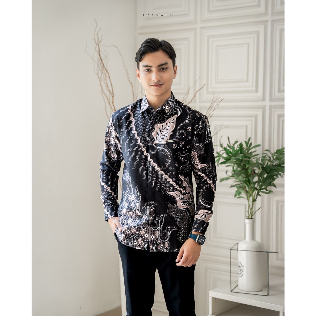 Laskala Batik Premium Surya Kemeja Batik Pria Slimfit Lengan Panjang BARU
