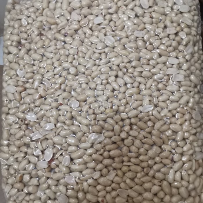 

[New] Kacang Tanah Kupas Mentah 51/61 Berat 1kg / 1000gr