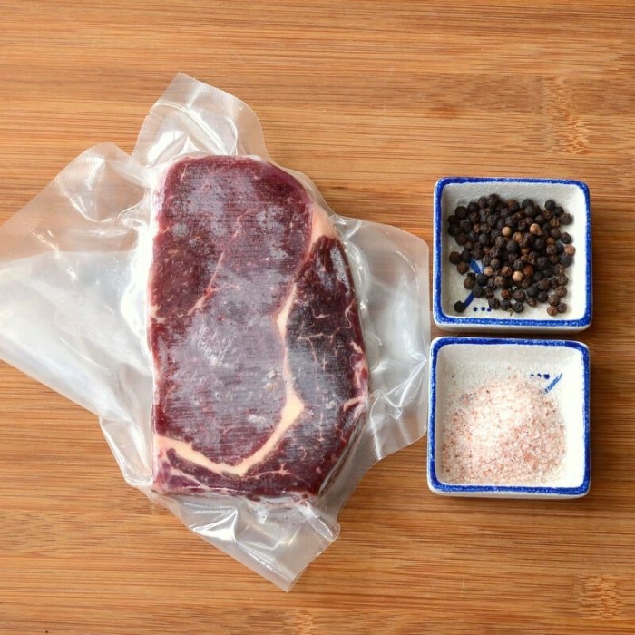 

Ribeye Steak AUS - Grade Prime | Daging Sapi Rib-Eye / Cuberoll Beef