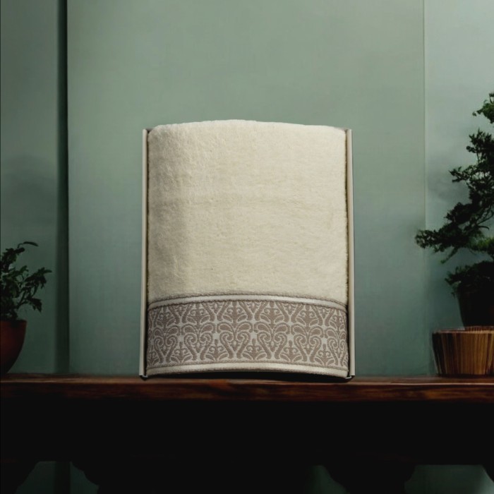 

Best Kado Handuk Single Gift Custom Amara - Custom Bordir - Cream, No Bordir