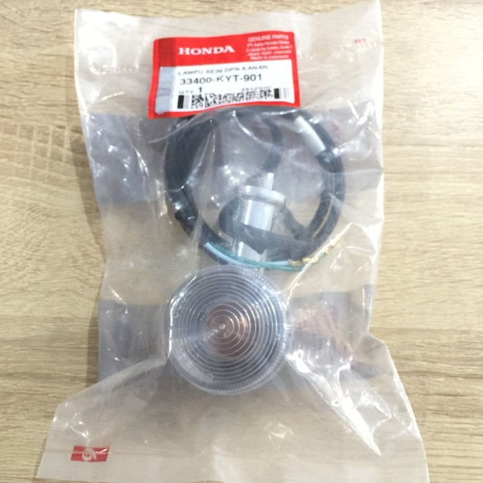 Lampu Sein Riting Depan Kanan SCOOPY Karbu ORI AHM 33400KYT901 BERKUALITAS