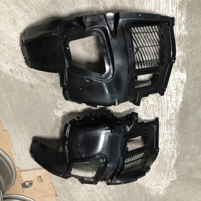 MS99 Inner Fender Liner Depan BMW F10