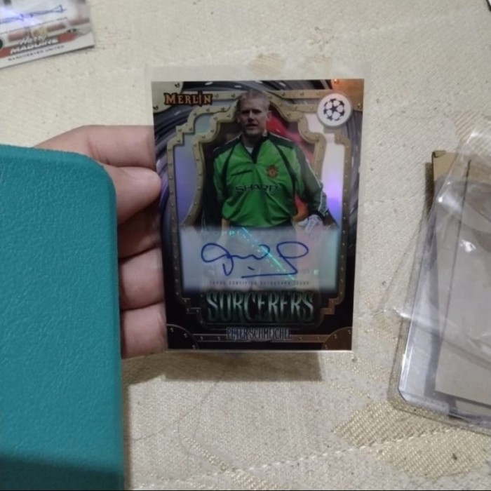 KY562 Kartu Bola Topps Merlin Sorceres Refractor Auto Autograph Peter Schmeichel Manchester United R