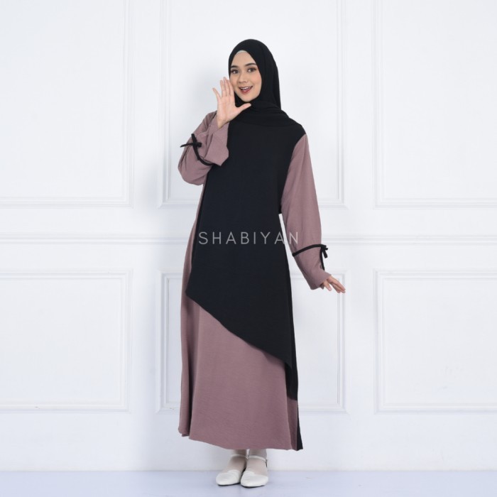 Shabiyan Gamis Perempuan Polos Kombinasi Crinkle Air Flow | Alfina 525 - Black, Jumbo
