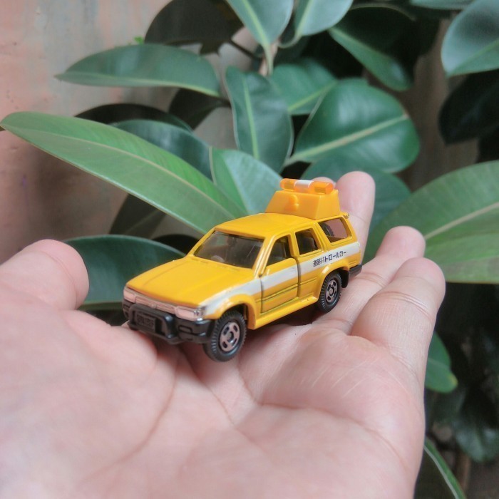 Tomica Tomy Toyota Hilux Surf Loose Miniatur Mainan Diecast
