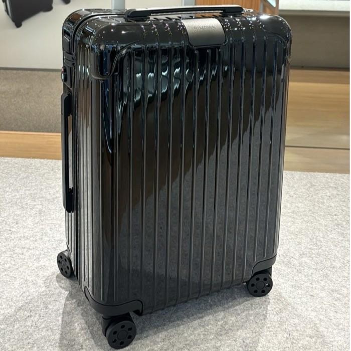 RIMOWA Essential Cabin 36 L - Koper Kabin - Black Gloss