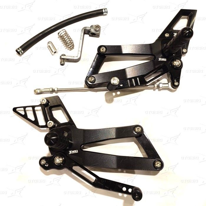 WR3 Footstep Underbone Kawasaki Ninja150 RR Original - Hitam