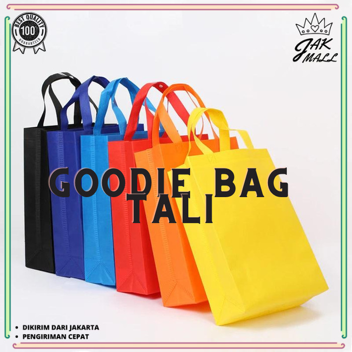 

PART 2 Goodie Bag Tas Belanja Spunbond Model Tali Handle Kantong Kain JM - Maroon, S (25X35X9CM)