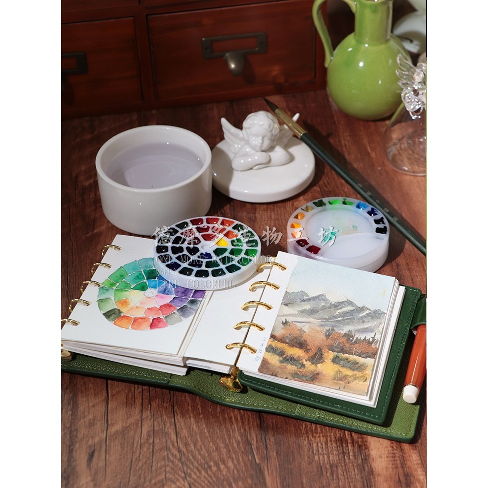 

Creative Watercolor Mini Ceramic Covered Pigment Box Crafts Color Palette Small and Exquisite Angel Shaped Appearance