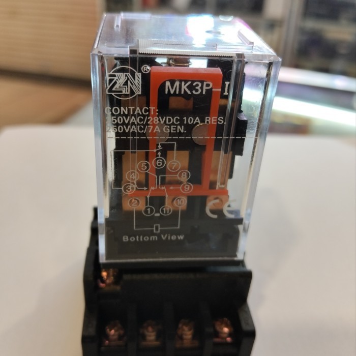 RELAY MK3P-I OMRON RELAY + SOCKET MK3P 11 PIN 220VAC - 24VAC