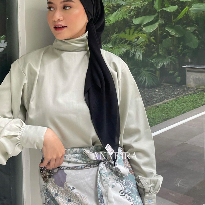 Ready NYLA HIGH NECK BLOUSE - matcha Terbaru