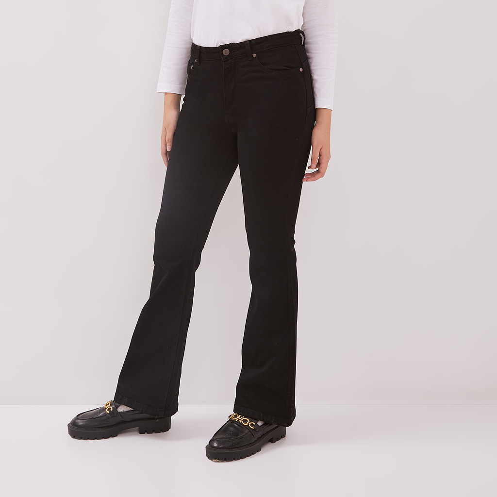 DUST Celana Vintage Cutbray Jeans Dista Black (D.3831)