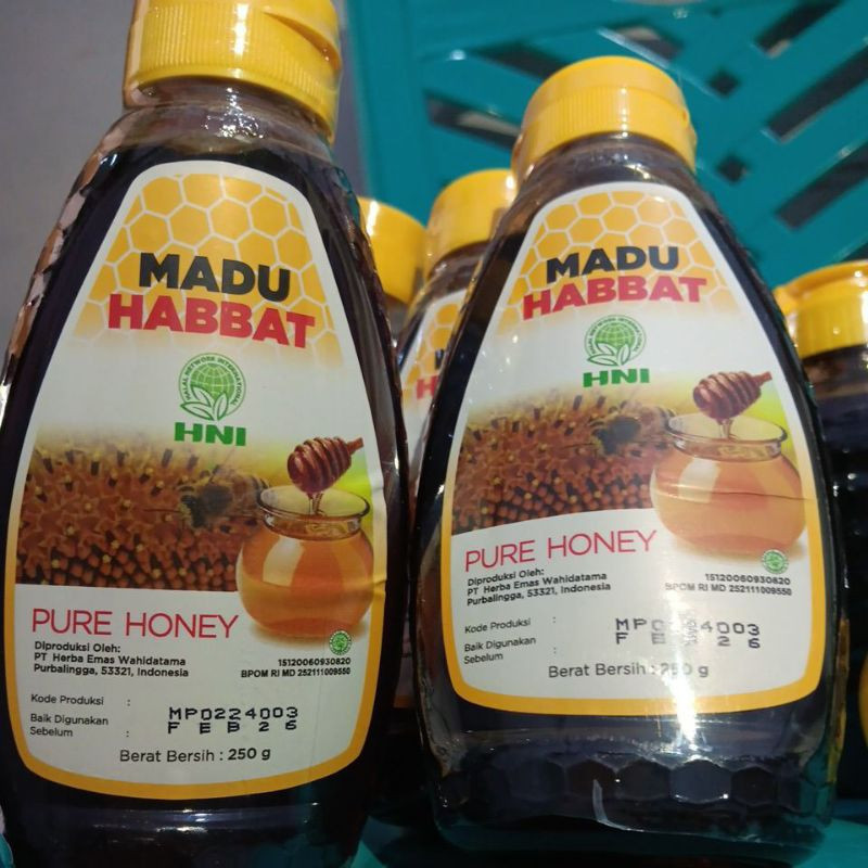 

MADU MENYEHATKAN - MADU HABBAT - MADU 100%