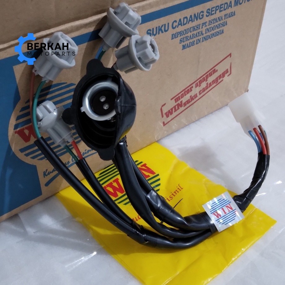 Fitting Lampu Absolute Revo 110 2009 2010 2011 2012 2013 WIN | cop fiting piting peteng motor honda 