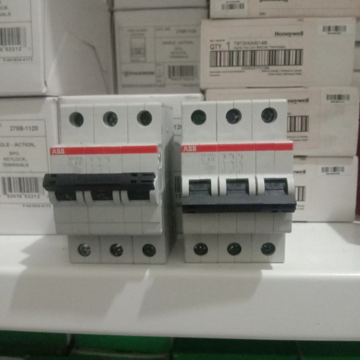 mcb abb sh 203l 3p 40a