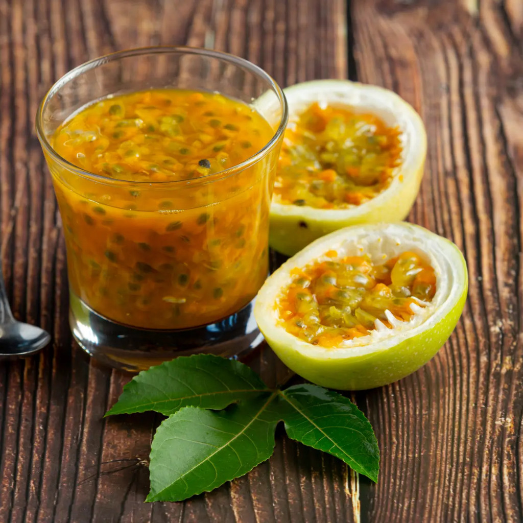 

Buah Markisa Segar matang 1kg / 1 kg / 1000 Gram