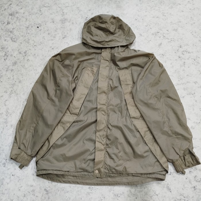 jaket outdoor parasut pria GLOBAL WORK