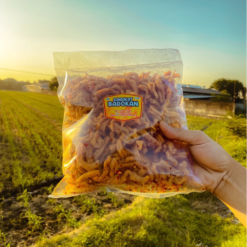 

free ongkir bayar di tempat keripik usus pedas daun jeruk 500gram premium sindikat badokan jamin nagihh