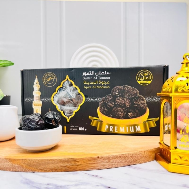 

Kurma Ajwa Madinah Sultan Al Tamoor Eksklusif