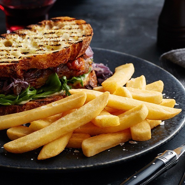 

LL KENTANG GORENG MCCAIN® STEAK CUT FRIES 5KG