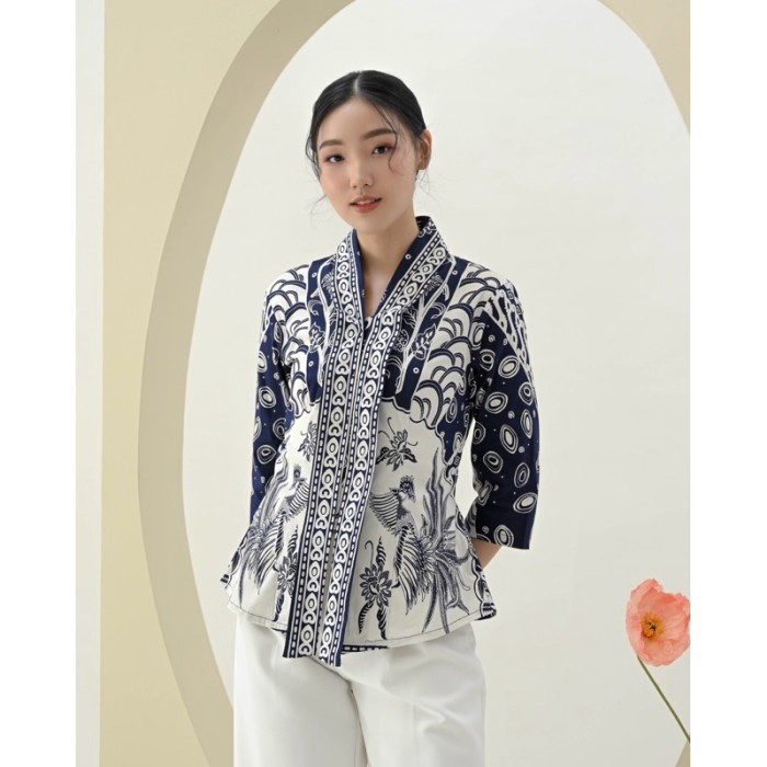 Atasan Batik Kutu Baru - Atasan batik Wanita - Batik Premium - Navy putih, Standar